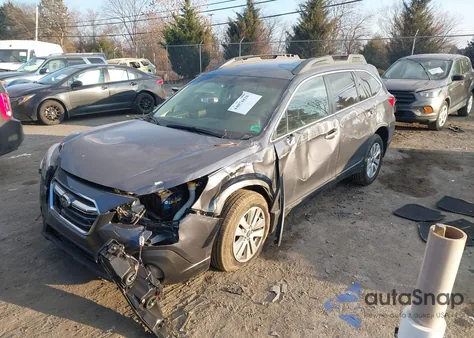 2018 Subaru Outback 2.5I Premium z USA, uszkodzony, nr VIN 4S4BSACC1J3287147